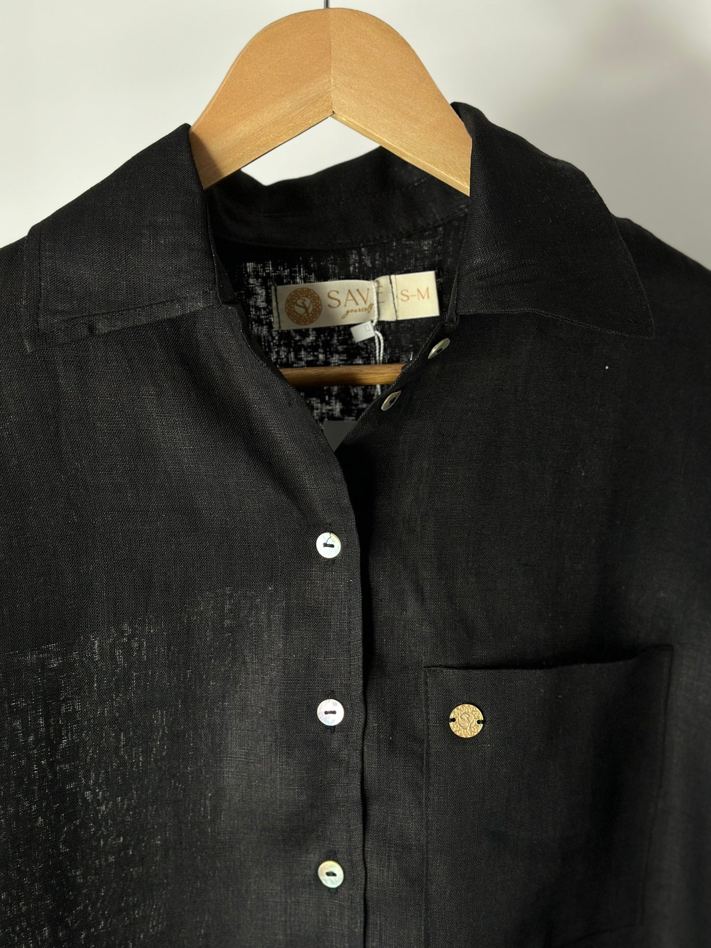 Women's linen 100% shirt in black
