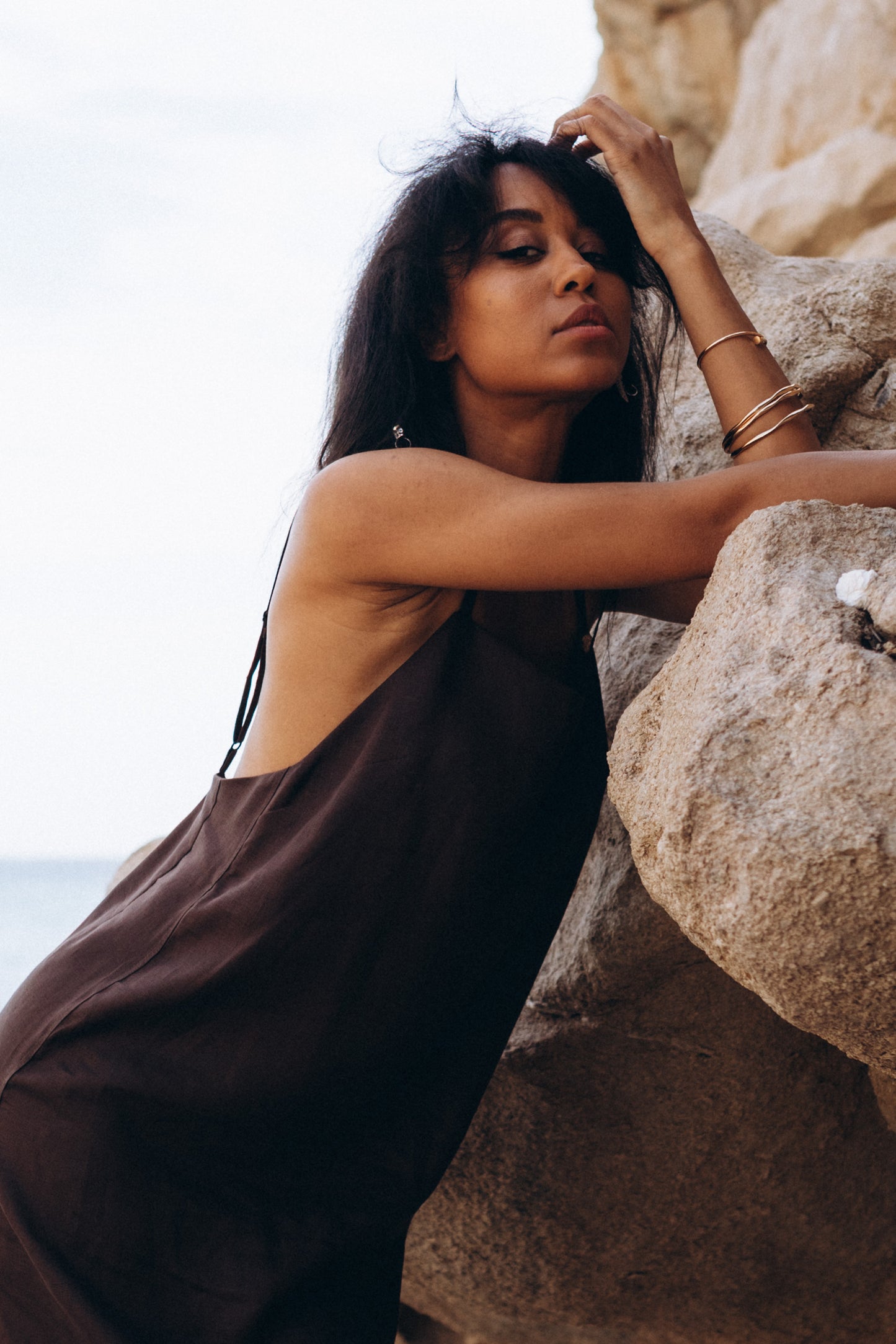 Chocolate maxi dress with straps made of 100% linen