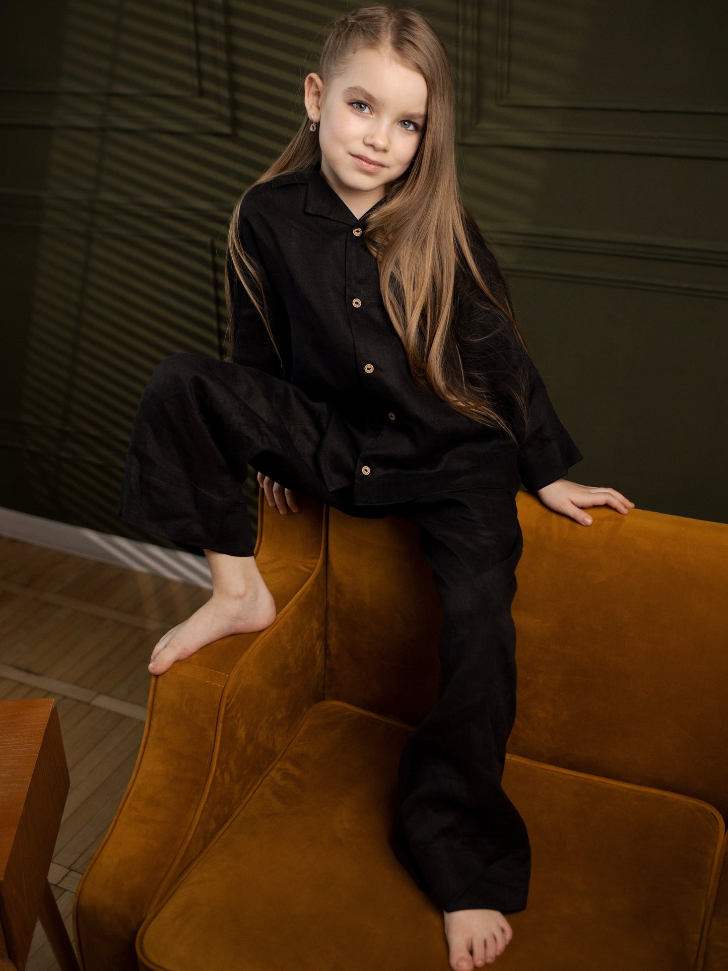 Children's black linen suit for boys and girls
