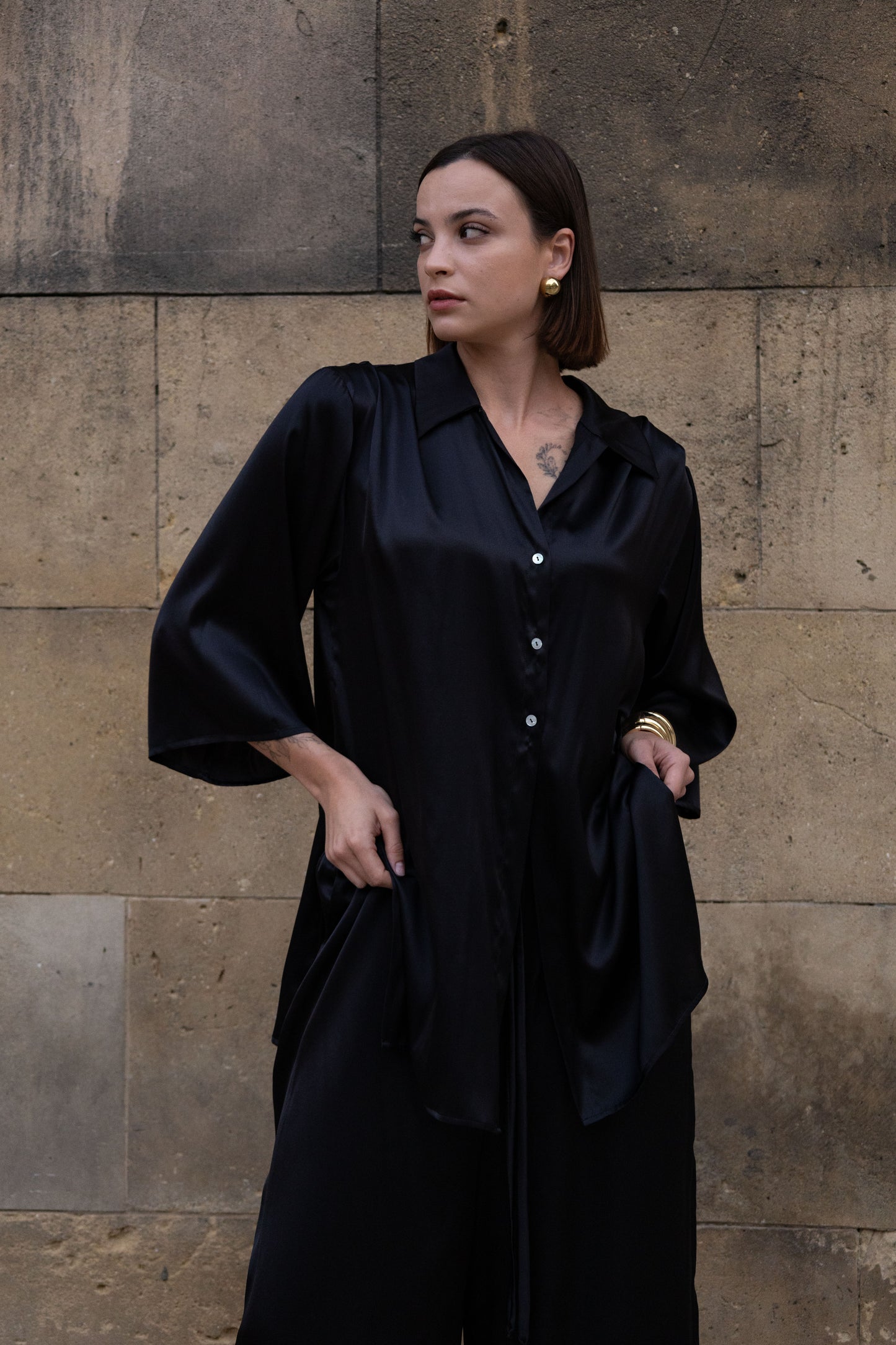 Suit, shirt and trousers, 100% silk, black