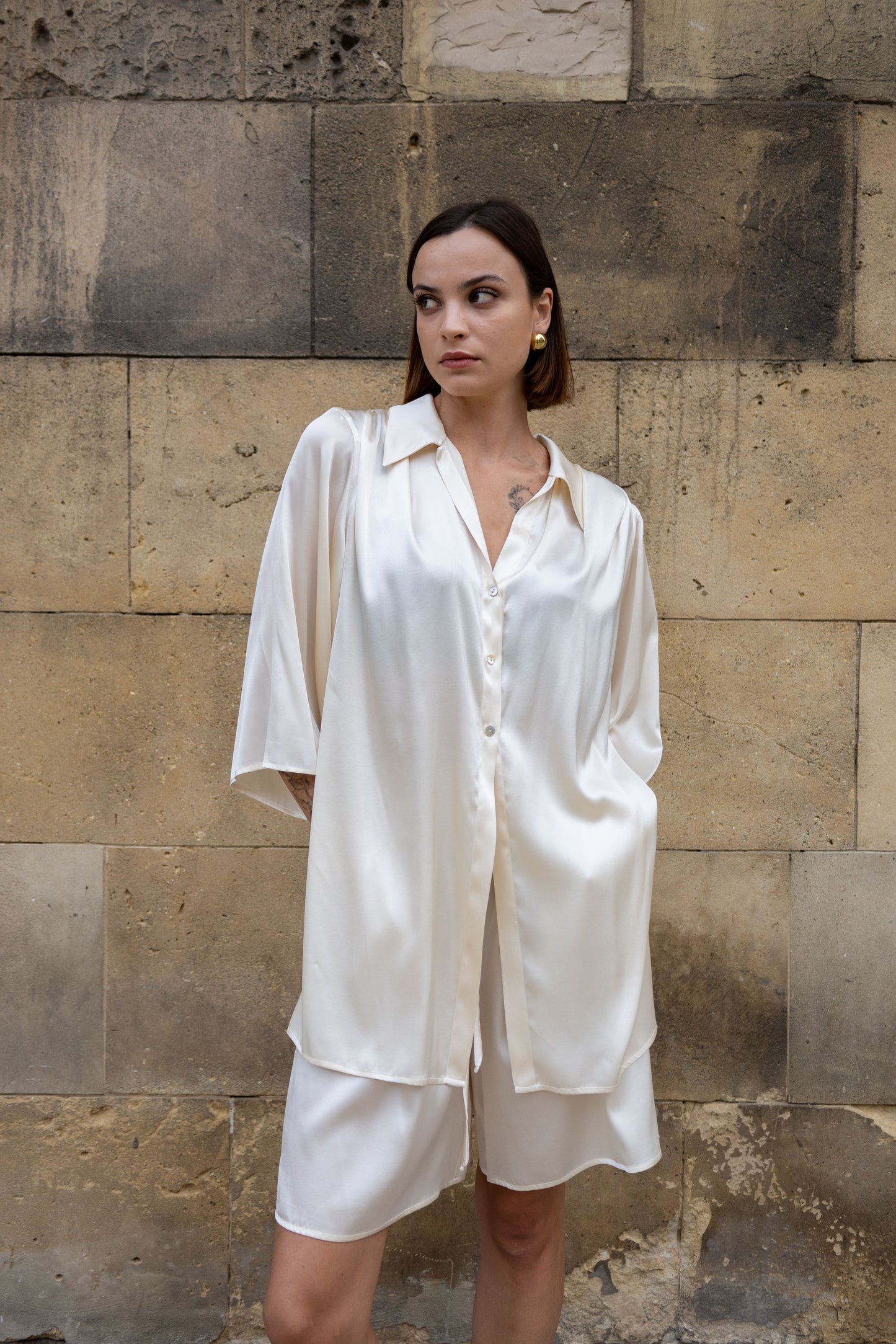 Suit, shirt and shorts, 100% Italian silk, milky white